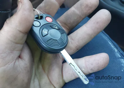 2016 Ford Focus Se from USA, damaged, VIN 1FADP3F2XGL201085